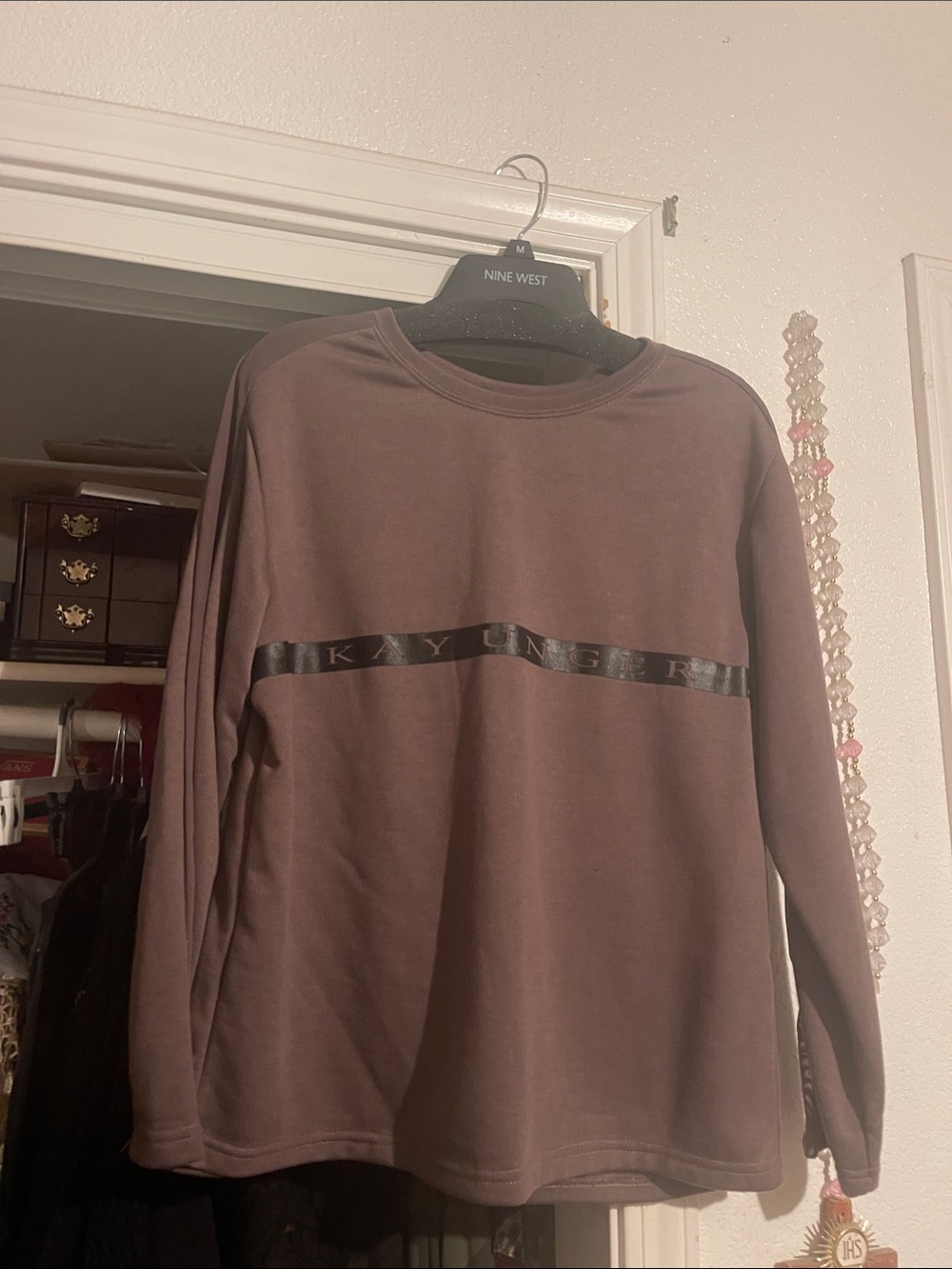Kay Unger Mauve Long-Sleeve Crewneck Sweatshirt with Gloss Stripe